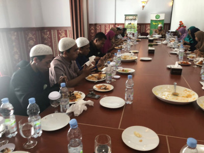 Meeting Exclusive @Manna&Salwa